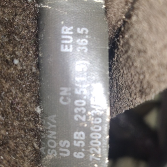 Coach - Sonya - Snow Boots - Picture 9 of 9